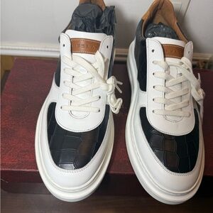 Mezlan Black and White Retro Sneakers
